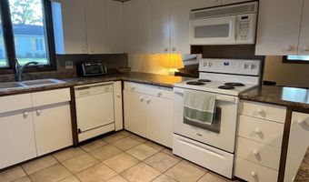 216 Washington Ave W, Albia, IA 52531