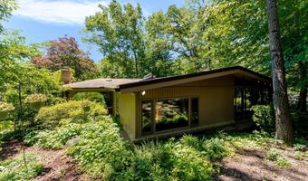 4221 ELIZABETH Ln, Annandale, VA 22003