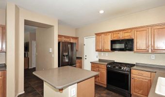 1821 W KURALT Dr, Anthem, AZ 85086