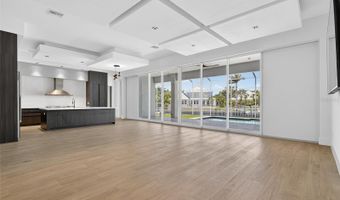 5718 TYBEE ISLAND Dr, Apollo Beach, FL 33572
