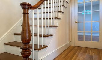 339 Essex St, Bangor, ME 04401