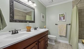 6879 Vic Ar Rd, Atlanta, GA 30360