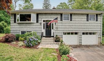 7 Wheeler Dr, Danbury, CT 06811