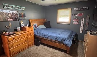 209 S 4th St, Arma, KS 66712