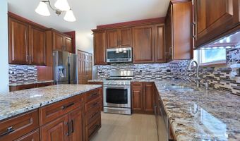 848 Timber Lake Dr, Antioch, IL 60002