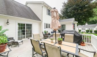 9 Taconic Dr, Amherst, NH 03031