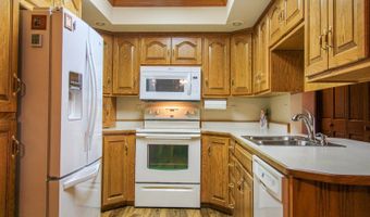 2900 N 4th St #305, Bismarck, ND 58503