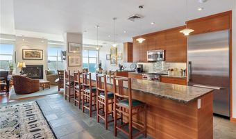 345 Thames St 407 N, Bristol, RI 02809