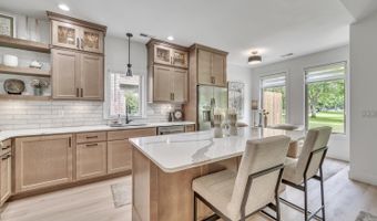994 Emerald Hills Dr S, Arnolds Park, IA 51331