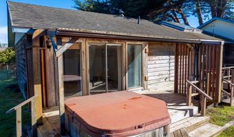 1260 JACKSON Ave SW, Bandon, OR 97411