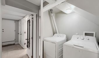 1014 LYNDHURST St, Baltimore, MD 21229