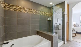 8301 Rio San Diego Dr 26, San Diego, CA 92108
