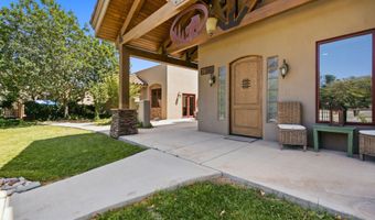 1508 Douglas Macarthur Rd NW, Albuquerque, NM 87107