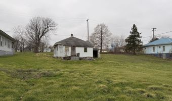 1004 N Washington St, Bicknell, IN 47512