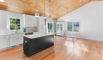 4 Byron Randall Rd, Johnston, RI 02919