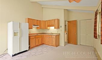 455 Boulder Gardens Rd, Banner Elk, NC 28604