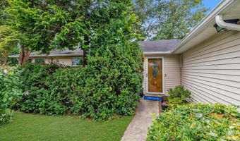 7 Swartout Pl, Amityville, NY 11701