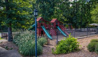 125 Ledges Trl, Alexander City, AL 35010