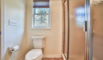 125 Stahl Rd, Amherst, NY 14068
