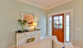 6 Carolina Ln, Beaufort, SC 29907