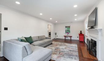 7810 HAYFIELD Rd, Alexandria, VA 22315
