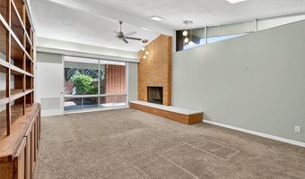 1813 Clare Dr, Alice, TX 78332