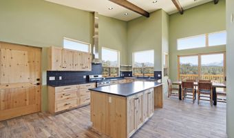 102 Spanish Peaks Rd, Arroyo Hondo, NM 87513