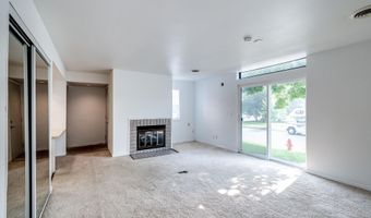 519 D'Onofrio Dr 3, Madison, WI 53719