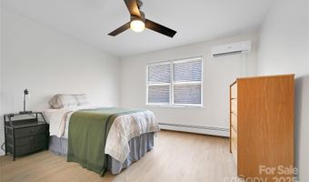 77 Dillingham Rd, Asheville, NC 28805