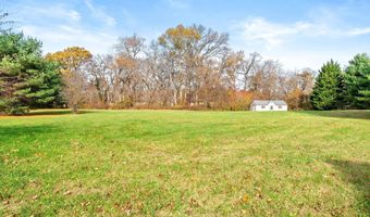 20 Yeger Dr, Allentown, NJ 08501