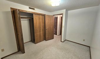 1012 N Brown Co 10 #11, Aberdeen, SD 57401