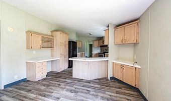 107 Oakridge Dr, Americus, GA 31709