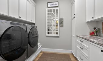 200 Camdyn Trl, Anna, OH 45302