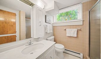1815 Arbordale St, Ann Arbor, MI 48103