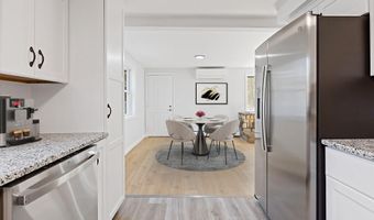 472 Dunn Rd, Belgrade, ME 04917