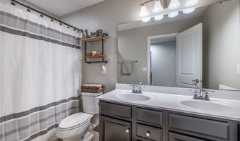 165 Lakeland Way, Aurora, OH 44202