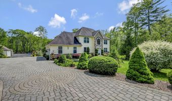251 Scenic Dr, Blakeslee, PA 18610