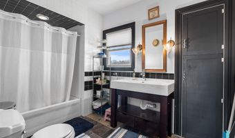 110 SD Hwy 11, Alcester, SD 57001