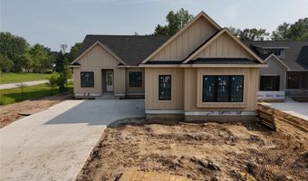 605 Pelican Dr, Polk City, IA 50226