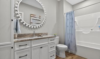 200 Camdyn Trl, Anna, OH 45302