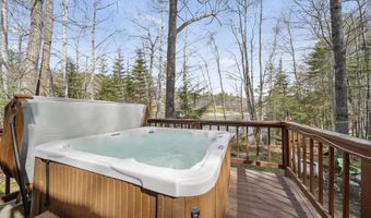 15 Goose Hollow Rd, Campton, NH 03223