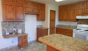 271 Jefferson St, American Falls, ID 83211