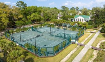 13 Tomlow Trce, Beaufort, SC 29906