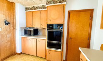 420 MAIN St, Akron, IA 51001