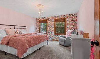 3901 N MILLWOOD Dr, Appleton, WI 54913
