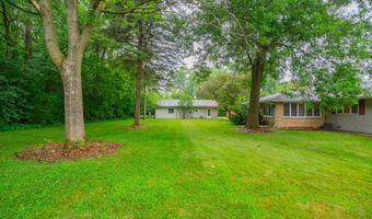5241 Dommers Dr, Fitchburg, WI 53711