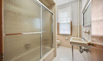 336-338 Avenue C, Bayonne, NJ 07002