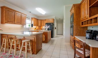 1030 El Dorado Rd, Benton, AR 72019