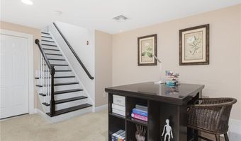 919 Ten Rod Rd, Exeter, RI 02822