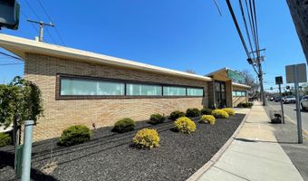 365 Broadway, Amityville, NY 11701